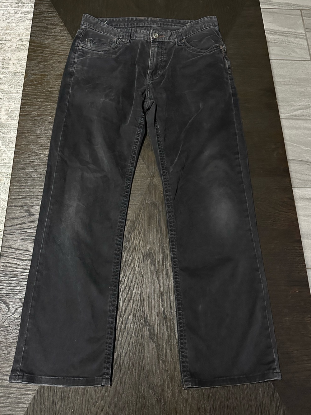 Tommy Bahamas Men's Slim Straight Black Jeans